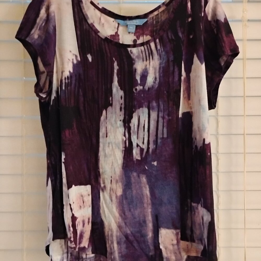 Simply Vera VERA WANG, 100% rayon top. Size PXL. Purple, pink, black and white.